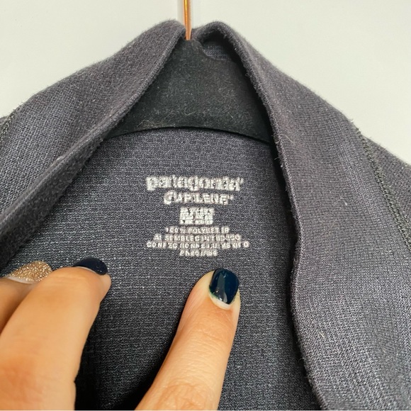 Patagonia Black Half Zip Sweater - Picture 4 of 6